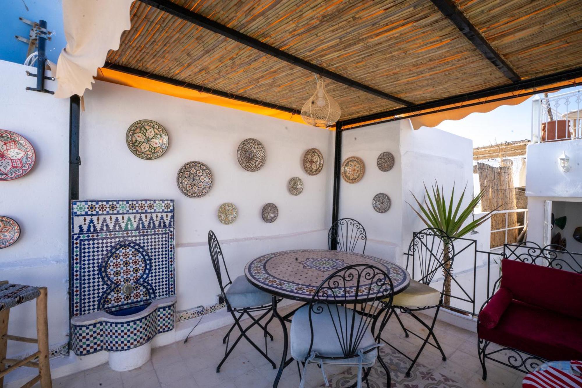 Dar Al Ghazal Inn